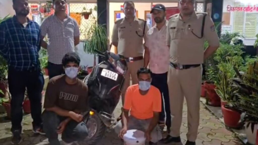 हल्द्वानी पुलिस ने 240 नशीले इंजेक्शनों के साथ दो तस्करों को किया गिरफ्तार
