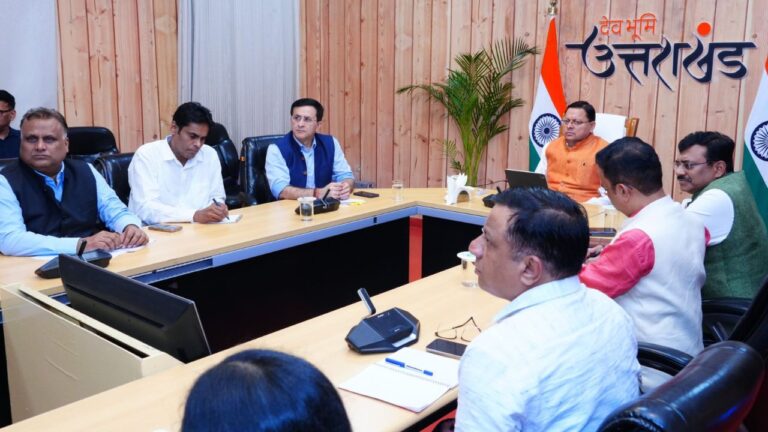 नेपाल सीमा सुरक्षा को लेकर सीएम धामी की उच्चस्तरीय बैठक