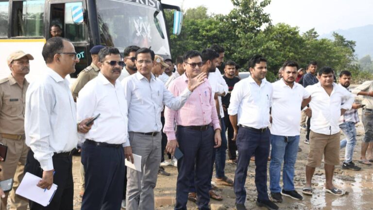 नैनीताल में केंद्रीय टीम का आपदा प्रभावित क्षेत्रों का निरीक्षण