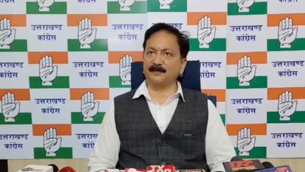 पूर्व सीएम हरीश रावत CBI नोटिस पर प्रतिक्रिया देते हुए