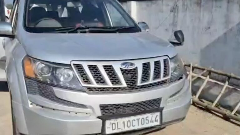 रुड़की में स्वास्थ्य सुरक्षा विभाग द्वारा ट्रक से मावा जब्त करने की कार्रवाई।