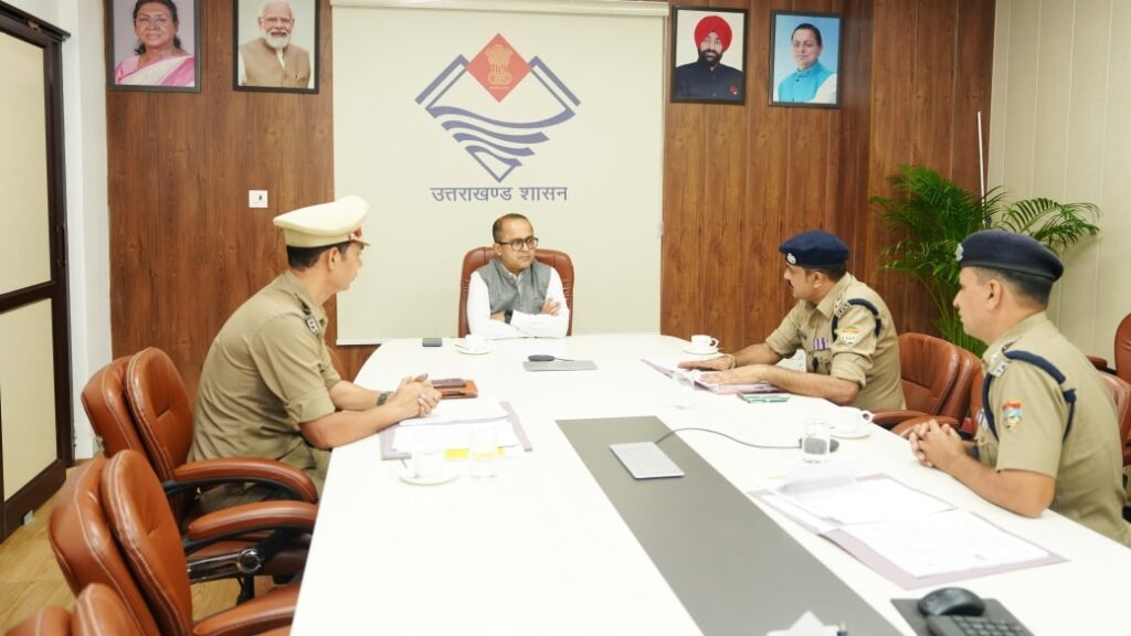 Uttarakhand Home Secretary Shailesh Bagoli chairing traffic management meeting in Dehradun before festivals