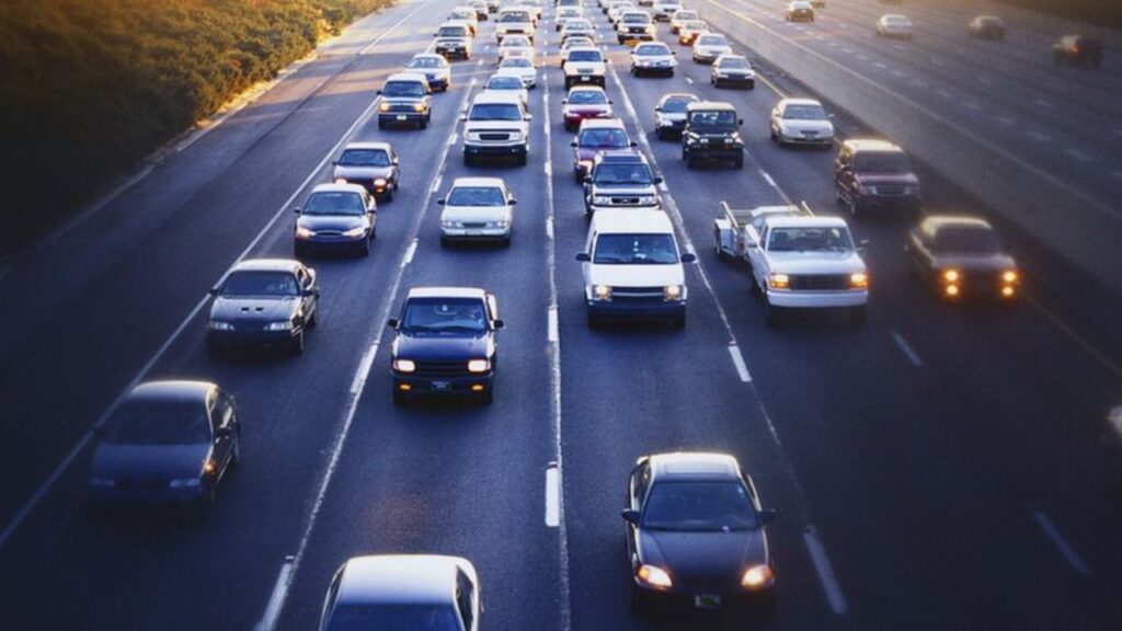 उत्तराखंड में ग्रीन सेस लागू, बाहरी वाहनों पर शुल्क से पर्यावरण संरक्षण को बढ़ावा