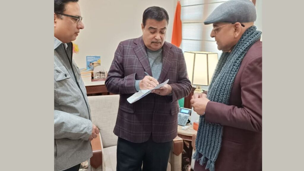 Ajay Bhatt meeting Nitin Gadkari demanding Haldwani Delhi Expressway construction request