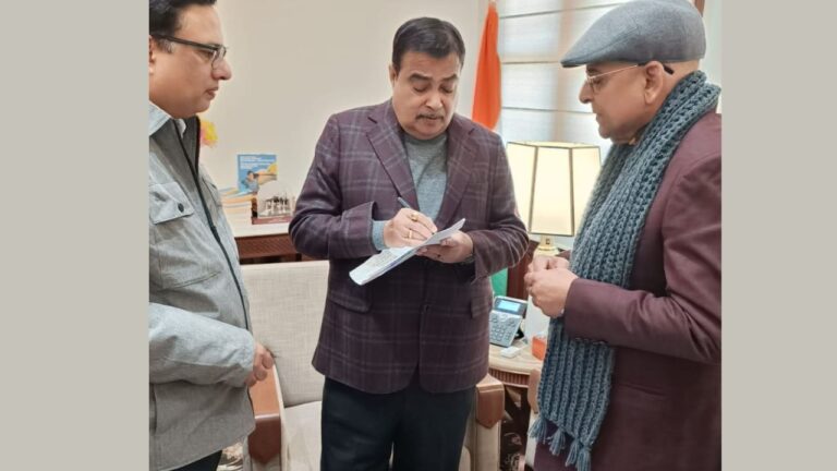 Ajay Bhatt meeting Nitin Gadkari demanding Haldwani Delhi Expressway construction request