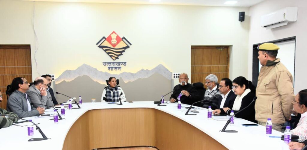 पीआरडी जवानों के मानदेय पर बड़ा फैसला लेते हुए कैबिनेट मंत्री रेखा आर्या