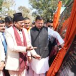 हल्द्वानी में विकास योजनाओं का लोकार्पण करते मुख्यमंत्री पुष्कर सिंह धामी