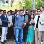 जिला चिकित्सालय बागेश्वर का निरीक्षण करते कुमाऊं आयुक्त दीपक रावत