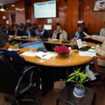 सचिवालय में पिटकुल की समीक्षा बैठक की अध्यक्षता करते मुख्यमंत्री पुष्कर सिंह धामी