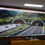 मुख्यमंत्री पुष्कर सिंह धामी सचिवालय में उत्तराखंड की रेल परियोजनाओं की समीक्षा करते हुए