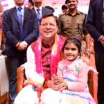 मुख्यमंत्री पुष्कर सिंह धामी होली की शुभकामनाएँ देते हुए