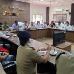 Cabinet Minister Ram Singh Kaida meeting with Police officials in Bhimtal regarding Love Jihad case.