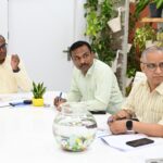 वीडियो कांफ्रेंसिंग के माध्यम से SIR अभियान की समीक्षा बैठक लेते मुख्य निर्वाचन अधिकारी डॉ बीवीआरसी पुरुषोत्तम