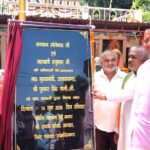 मुख्यमंत्री पुष्कर सिंह धामी खटीमा के बंडिया क्षेत्र में भगवान शिव और हनुमान जी की प्रतिमाओं का अनावरण करते हुए