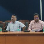 NEET UG 2026 परीक्षा की तैयारियों की समीक्षा बैठक करते नैनीताल के जिलाधिकारी ललित मोहन रयाल