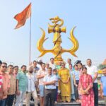 रुद्रपुर के त्रिशूल चौक पर आदि कैलाश यात्रा पर जा रहे श्रद्धालुओं का स्वागत करते महापौर विकास शर्मा