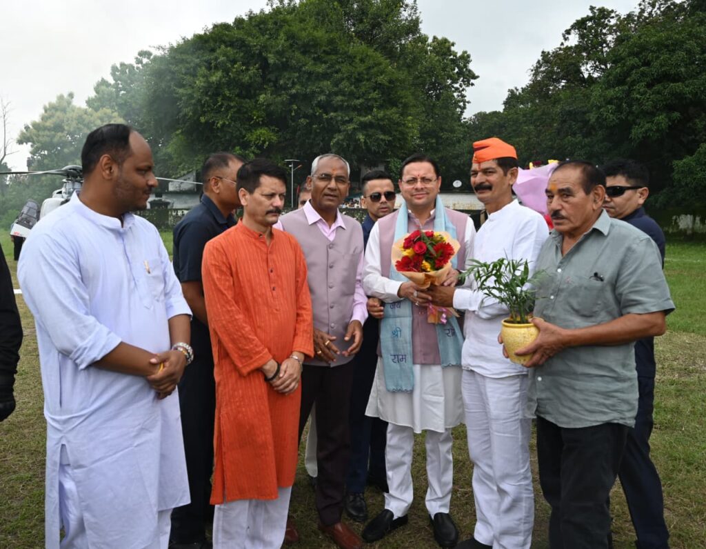 हल्द्वानी में भाजपा संगठन की बैठक में पहुंचे मुख्यमंत्री पुष्कर सिंह धामी