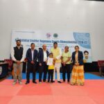 गुरु द्रोणा पब्लिक स्कूल के कक्षा 1 के छात्र सार्थक मेहरा ने 6वीं नैनीताल जिला योगासन स्पोर्ट्स चैंपियनशिप में गोल्ड मेडल जीता