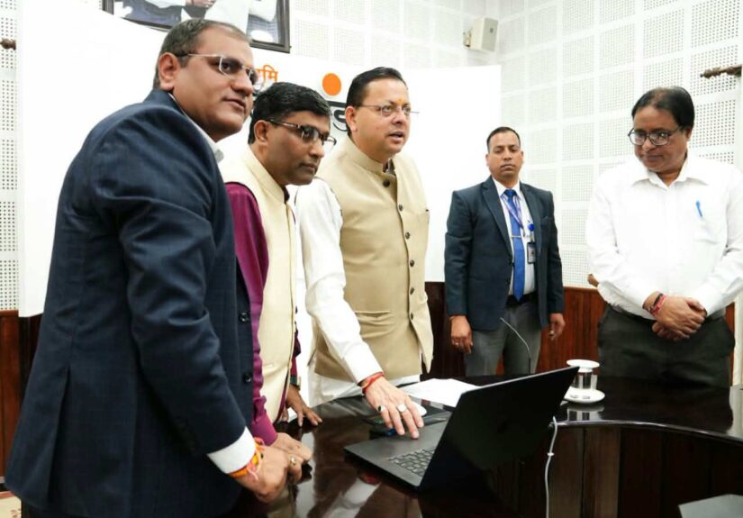 मुख्यमंत्री पुष्कर सिंह धामी ने उत्तराखंड की गढ़वाली, कुमाऊंनी और जौनसारी लोकभाषाओं के भाषा AI वॉइस कलेक्शन पोर्टल का शुभारंभ किया।