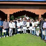 मुख्यमंत्री पुष्कर सिंह धामी से मुख्यमंत्री आवास में मिले हरियाणा के युवा
